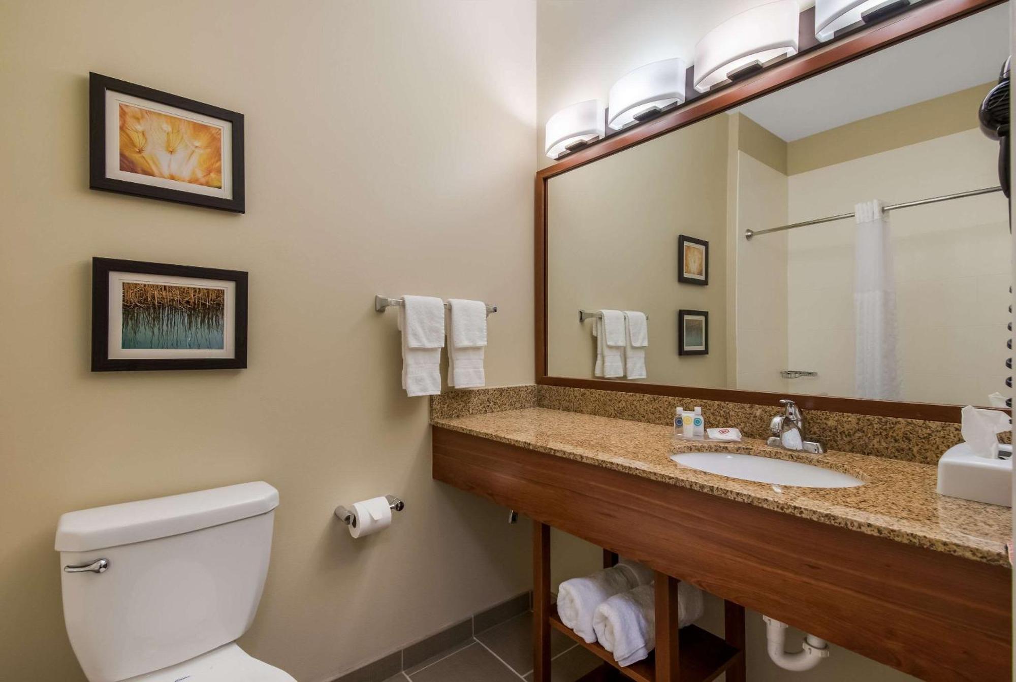 Comfort Inn & Suites Barnesville - Frackville Kültér fotó